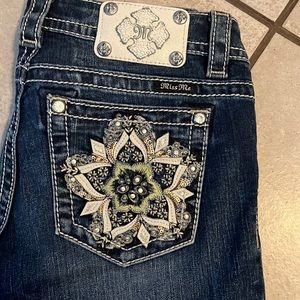 Miss Me Signature Cuffed capri